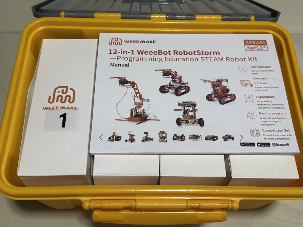 Unbox : WeeeBot RoboStorm 12 in 1 #4
