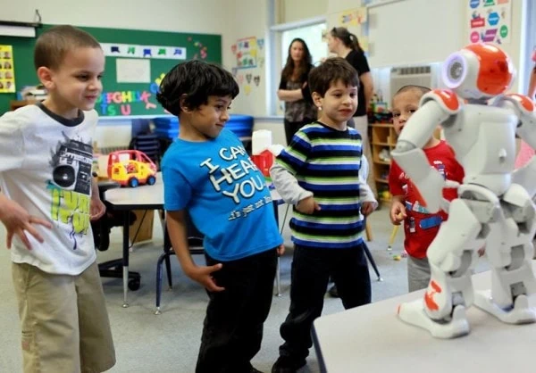 Kids Learning Robot